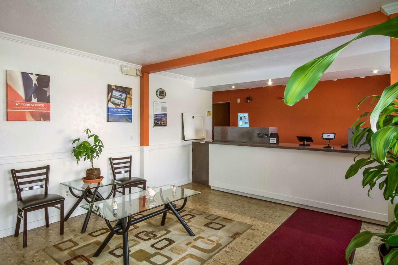 Motel 6-Rossford, Oh Екстериор снимка