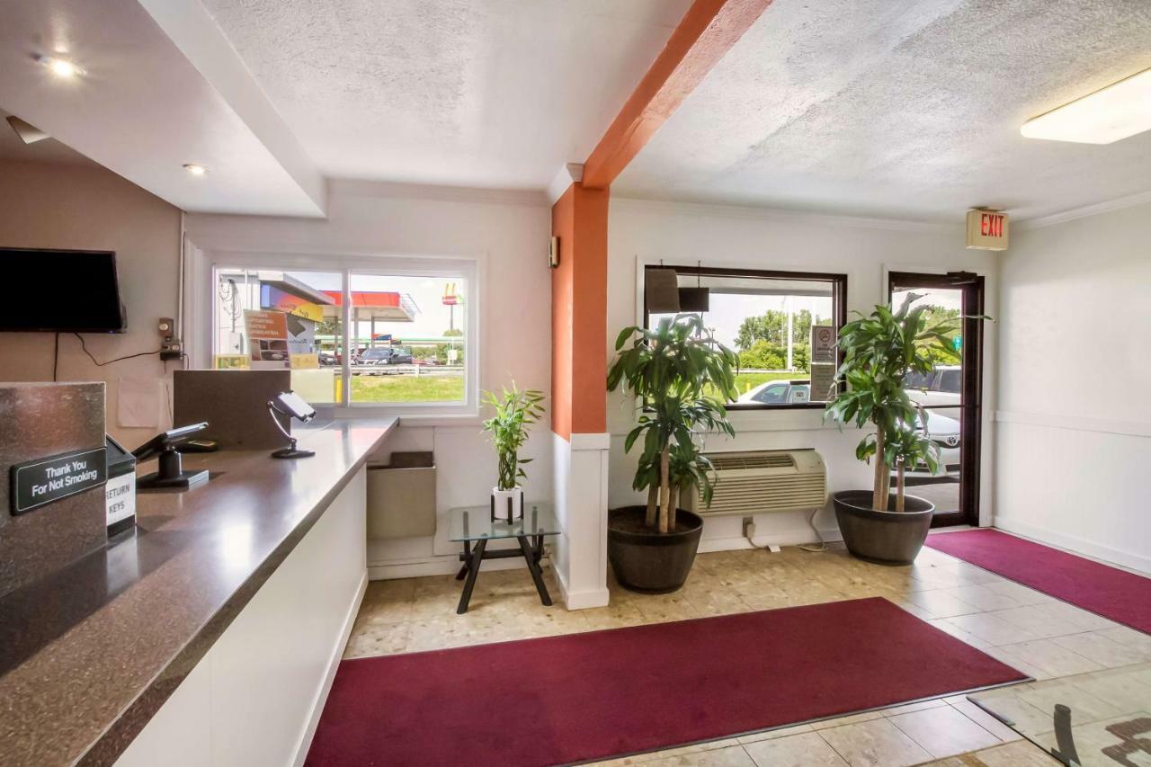 Motel 6-Rossford, Oh Екстериор снимка