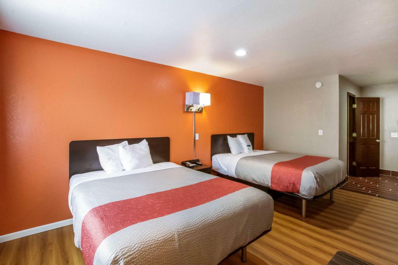 Motel 6-Rossford, Oh Екстериор снимка